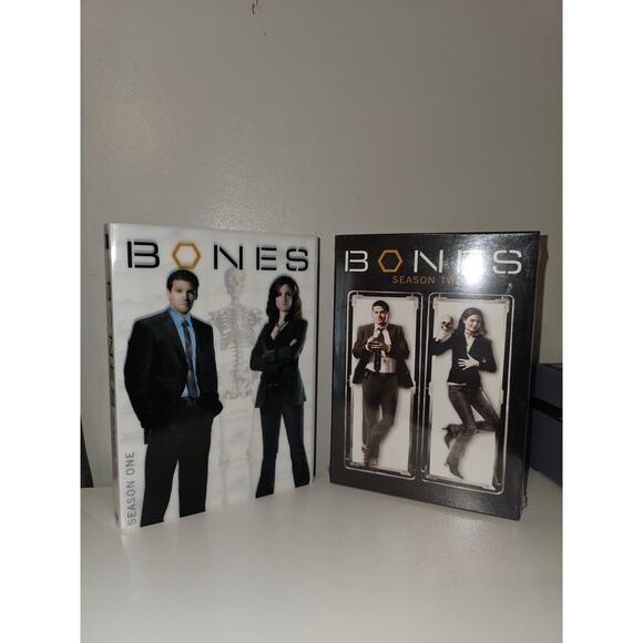 Bones DVD Lot: Season 1 Open & Season 2 Sealed - Picture 1 of 6